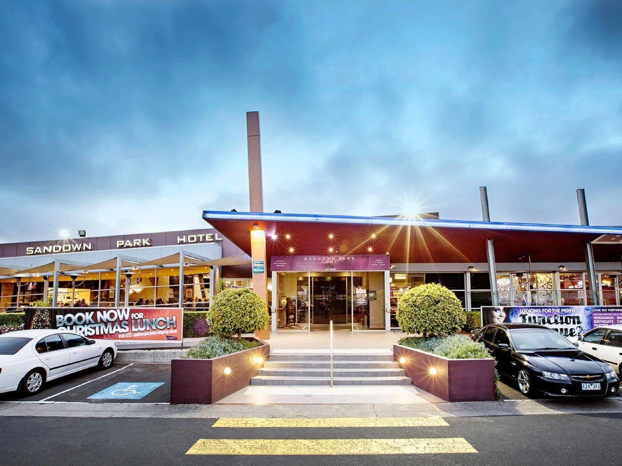 Nightcap At Sandown Park Hotel Noble Park Luaran gambar