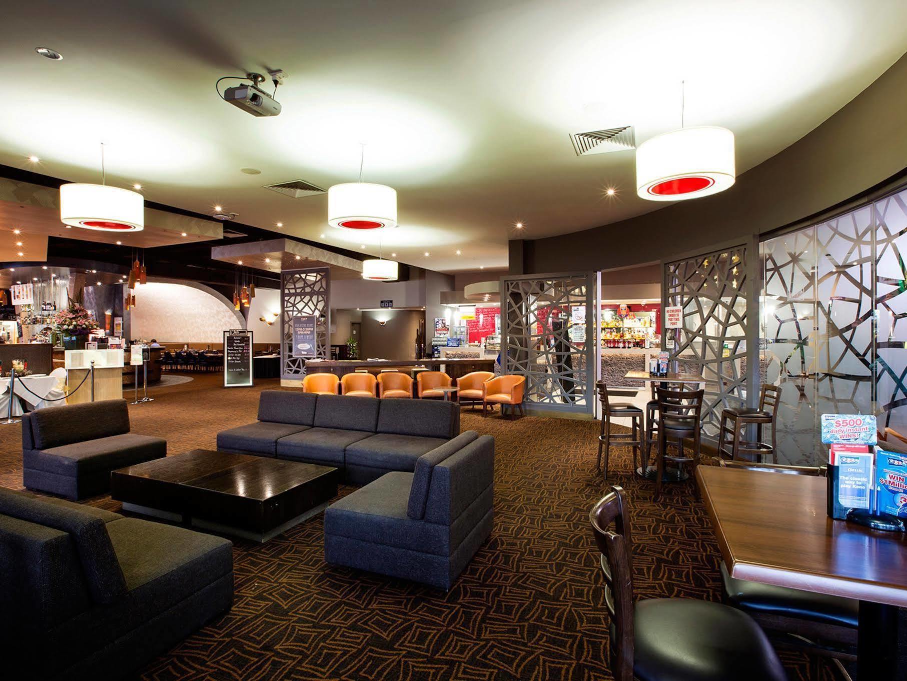 Nightcap At Sandown Park Hotel Noble Park Luaran gambar