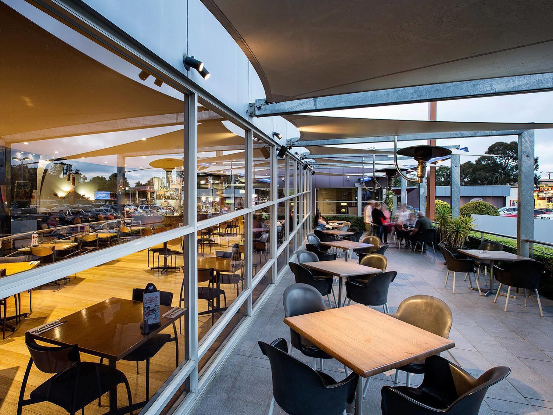 Nightcap At Sandown Park Hotel Noble Park Luaran gambar