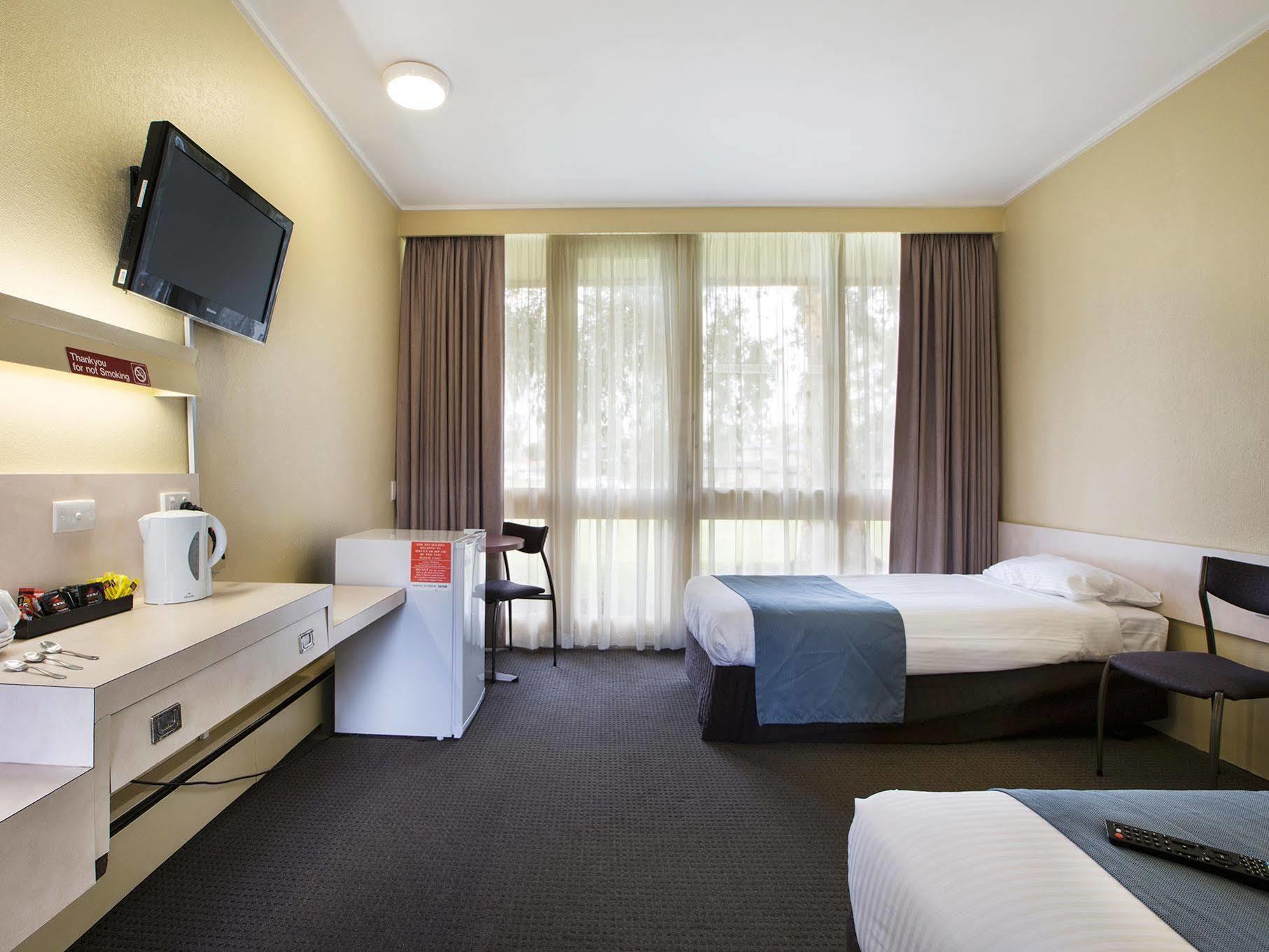 Nightcap At Sandown Park Hotel Noble Park Luaran gambar